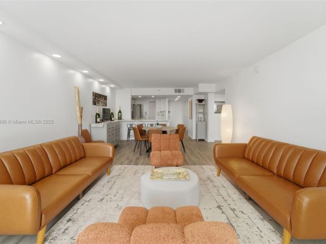 Apartment for rent  Unit #A-2655 - photo 6679345