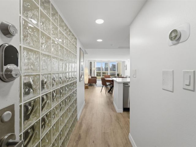 Apartment for rent  Unit #A-2655 - photo 6679351