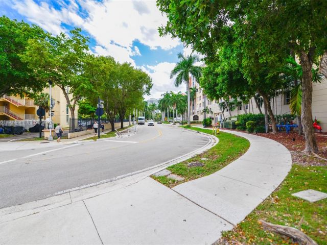 Apartment for sale  Unit #1614 - photo 6681542