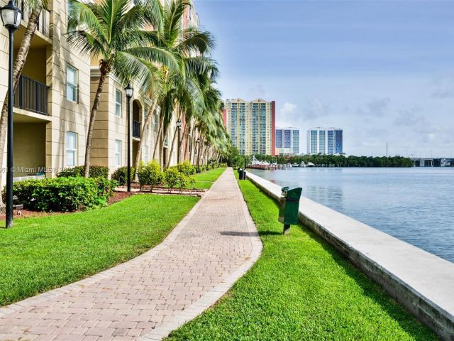 Apartment for sale  Unit #1614 - photo 6681547