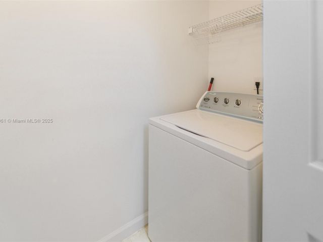 Apartment for sale  Unit #1614 - photo 6751731