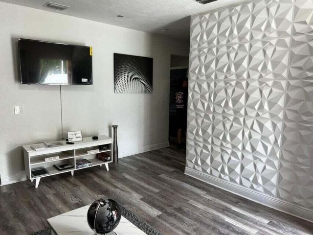 Home for rent at 538 SW 7th Street - photo 6680876