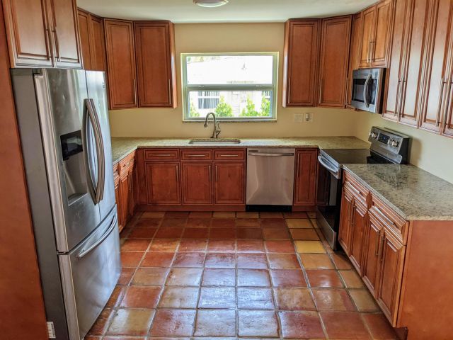 Home for sale at 299 NW 12th Street - photo 6703293