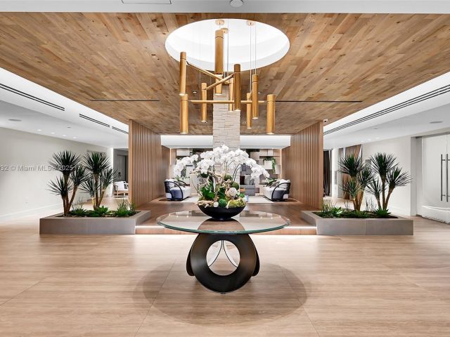 Apartment for sale  Unit #736 - photo 6681330