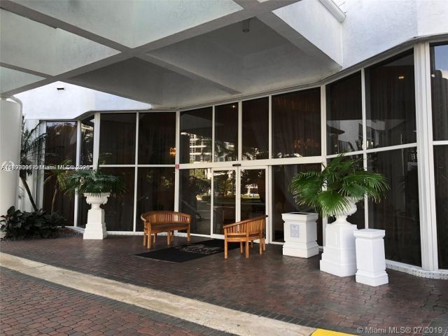 2-bedroom condo for rent in Aventura - 3530 Mystic Pointe Dr 1008 - MondialRealty