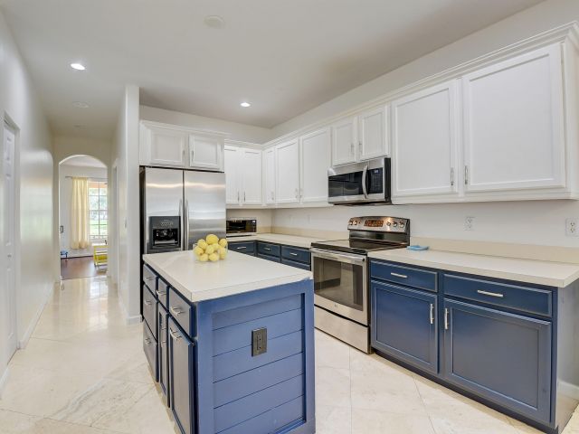 Home for sale at 1489 E Bexley Park Drive - photo 6680888