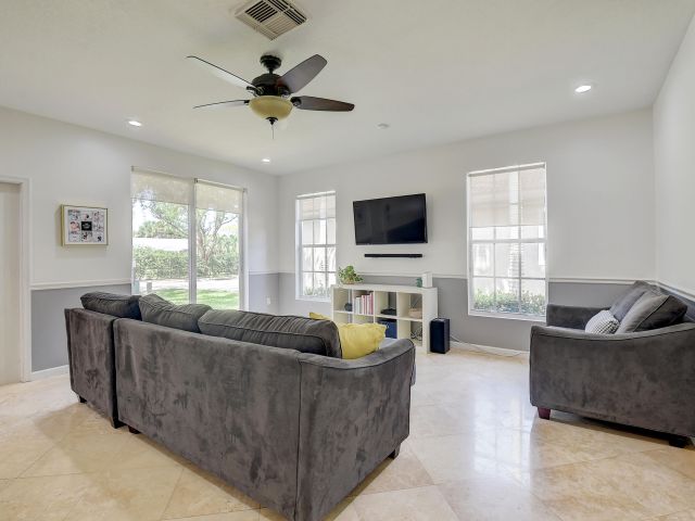 Home for sale at 1489 E Bexley Park Drive - photo 6680896