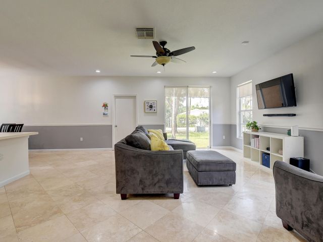 Home for sale at 1489 E Bexley Park Drive - photo 6680897