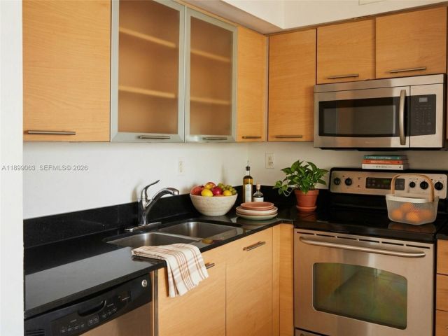 Apartment for sale  Unit #416 - photo 7445969