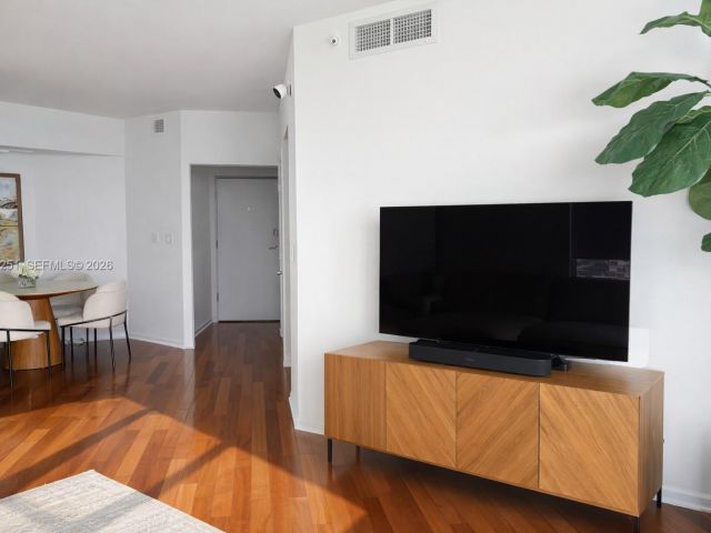 Apartment for sale  Unit #2601 - photo 6681493