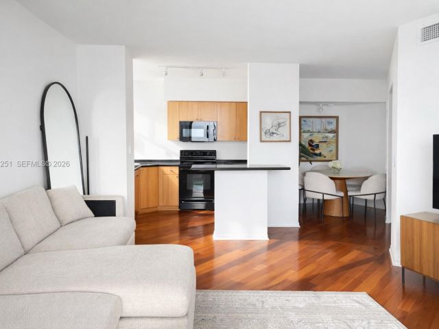 Apartment for sale  Unit #2601 - photo 6681494