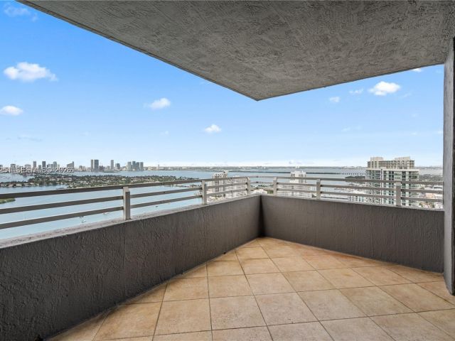 Apartment for sale  Unit #2601 - photo 6681496