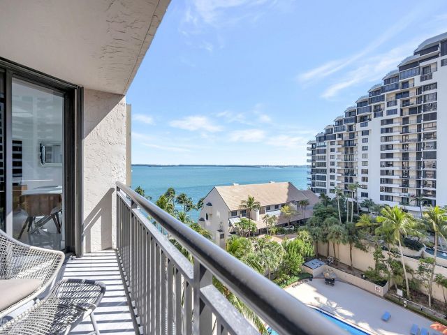 Apartment for sale  Unit #919 - photo 6681629