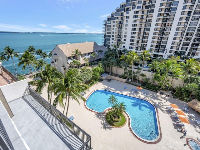 Apartment for sale  Unit #919 - photo 6681645