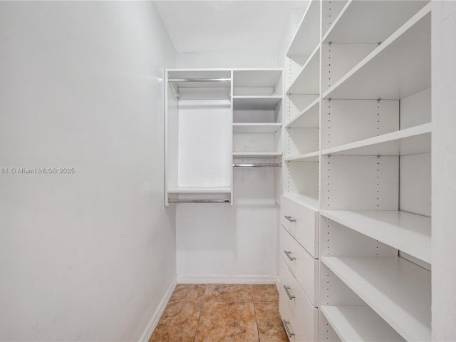 Apartment for sale  Unit #511 - photo 6679299