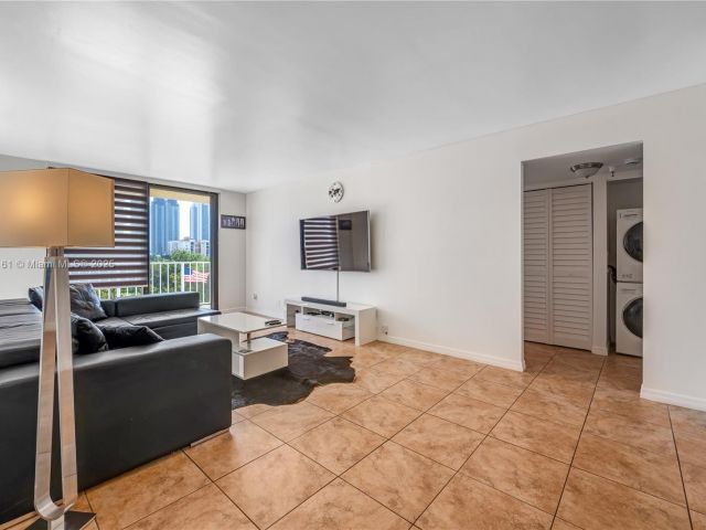 Apartment for sale  Unit #511 - photo 6679310