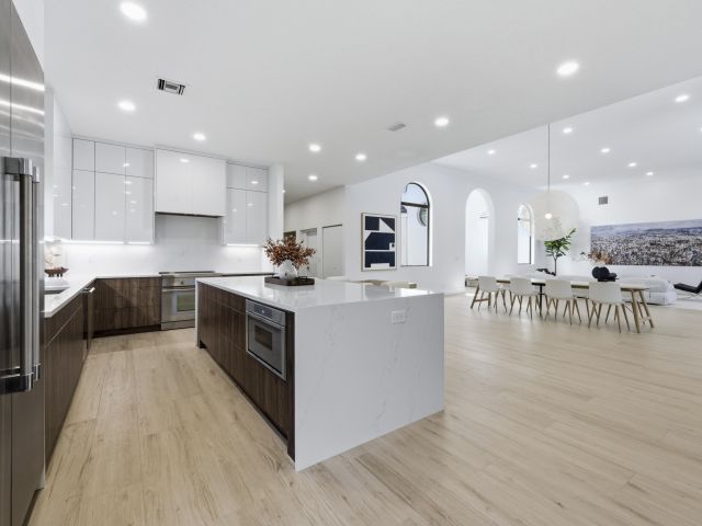 Home for sale at 2557 Seminole Circle - photo 6768947