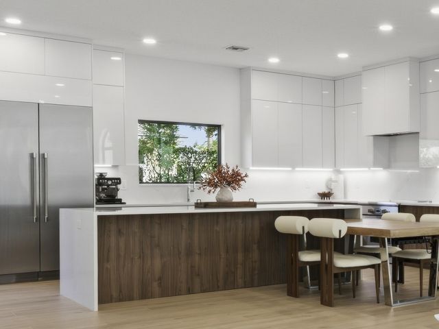 Home for sale at 2557 Seminole Circle - photo 6768950