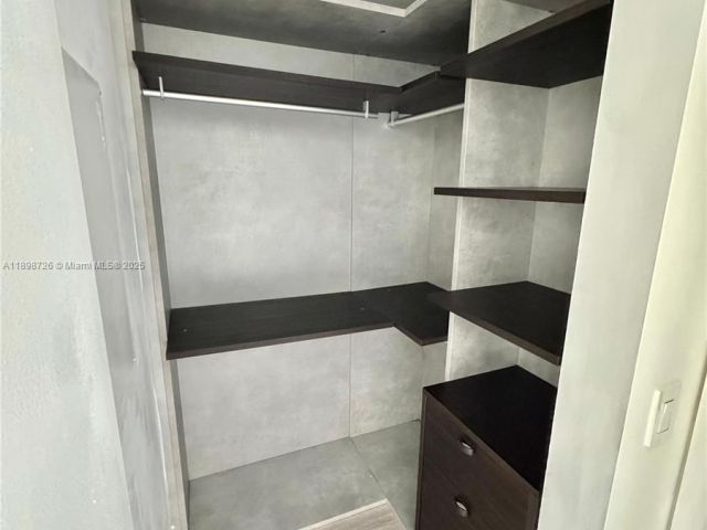 Apartment for sale  Unit #3404 - photo 6681235