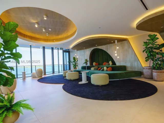 5-bedroom condo for sale in Miami - 700 NE 24th St 5401 - MondialRealty