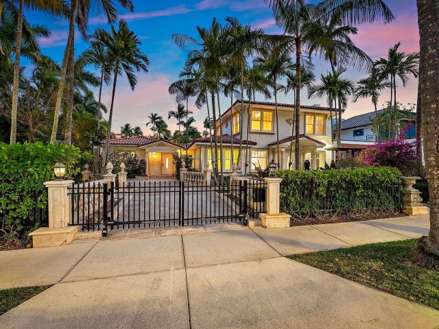 Home for sale at 228 9th Street - photo 6680756