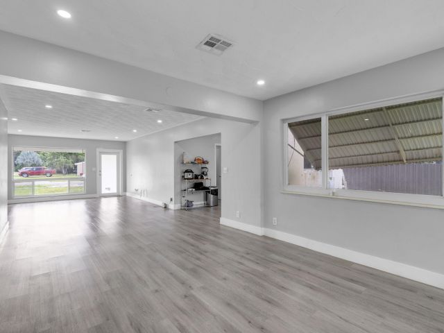 Home for sale at 3301 SW 20th Court - photo 6702149