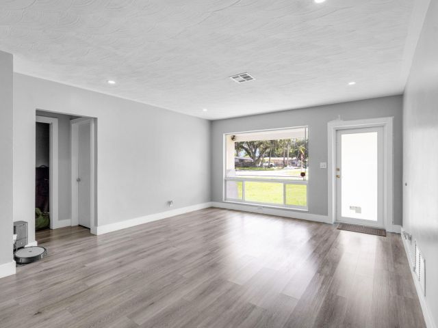 Home for sale at 3301 SW 20th Court - photo 6702153