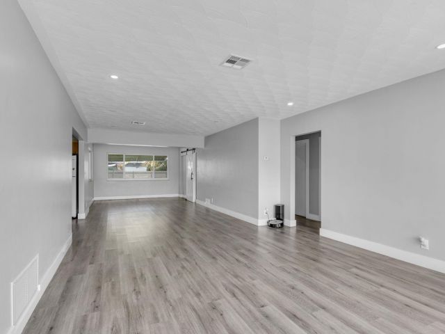 Home for sale at 3301 SW 20th Court - photo 6702155