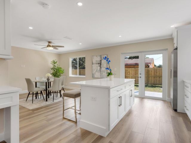 Home for rent at 510 Kingbird Circle - photo 6680930