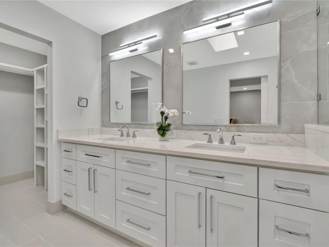 Home for sale at 6121 Brandon Street - photo 6680799