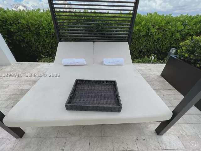 2-bedroom condo for sale in Miami - 1040 Biscayne Blvd 1106 - MondialRealty
