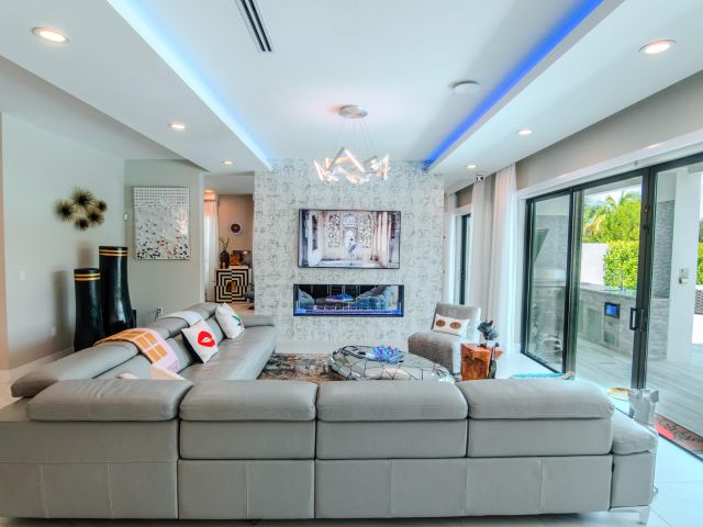 Home for rent at 8305 Fishhawk Falls Court - photo 6688695