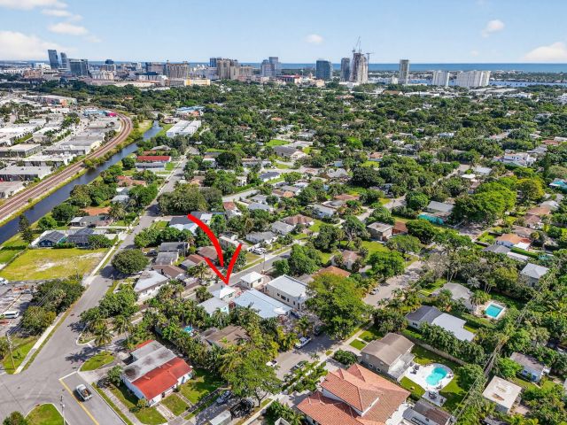 Home for sale at 1017 Ardmore Road - photo 6682403