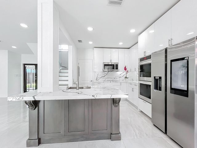 Home for sale at 66 NW 73rd Place - photo 6680949