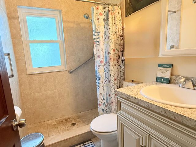 Home for sale at 844 Bradley Street - photo 6682687