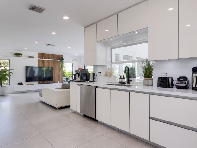 Home for sale at 1049 W Palmetto Park Road S - photo 6707249