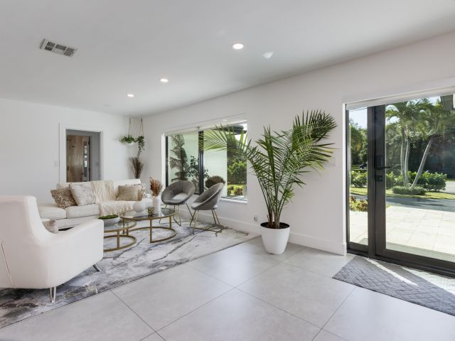 Home for sale at 1049 W Palmetto Park Road S - photo 6707255