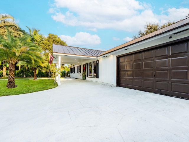 Home for sale at 2024 Palmetto Road - photo 6682677