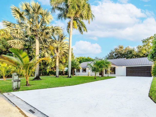 Home for sale at 2024 Palmetto Road - photo 6682679