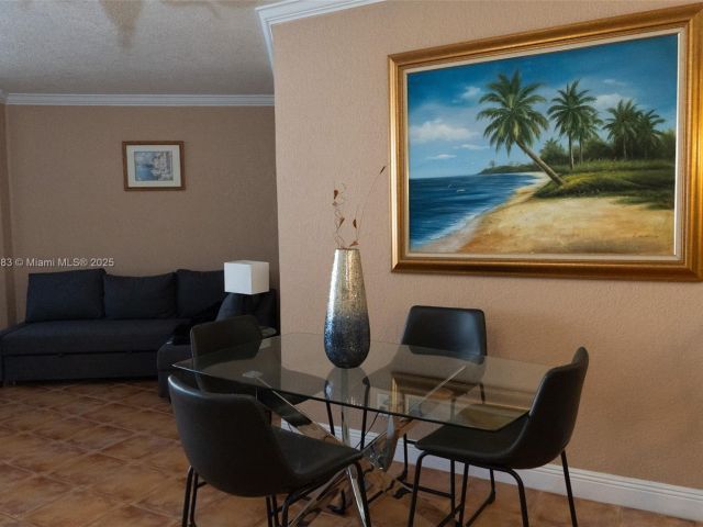 1-bedroom condo for rent in Hollywood - 3725 S Ocean Dr 1021 - MondialRealty