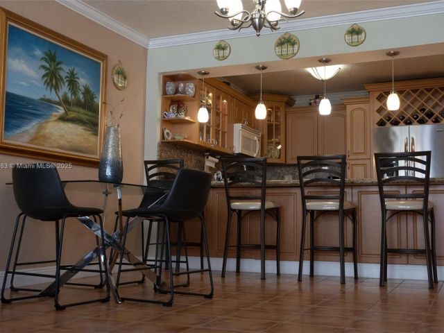 1-bedroom condo for rent in Hollywood - 3725 S Ocean Dr 1021 - MondialRealty