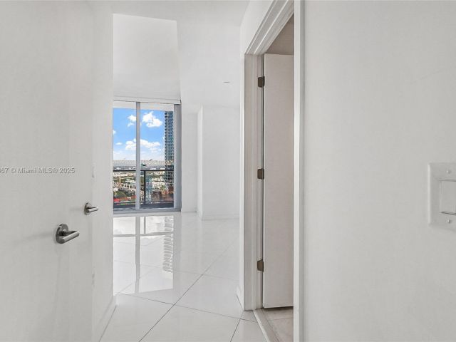 Apartment for sale  Unit #2802 - photo 6681856