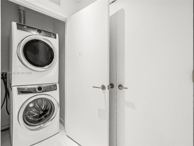 Apartment for sale  Unit #2802 - photo 6681862