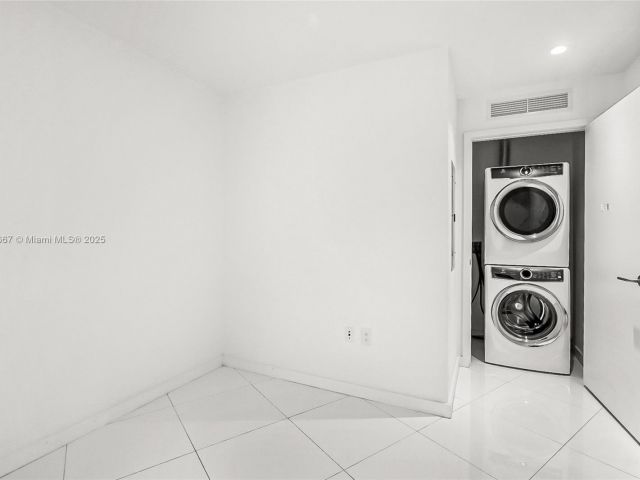 Apartment for sale  Unit #2802 - photo 6681863