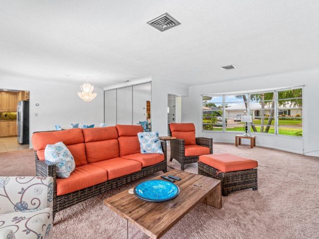 Home for rent at 1350 SW 13th Place - photo 6688639