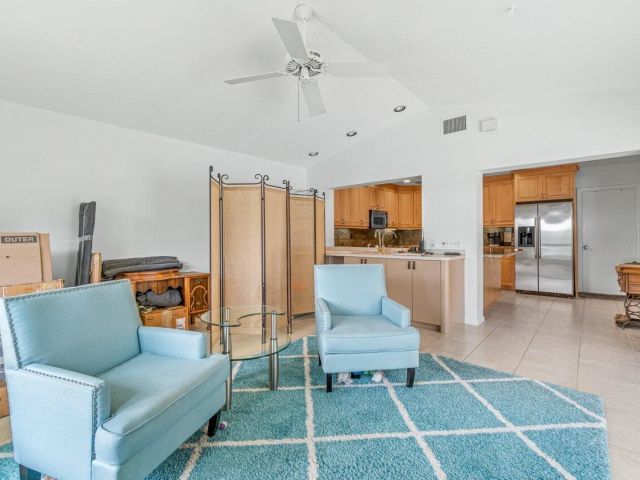 Home for rent at 1350 SW 13th Place - photo 6688642