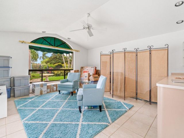 Home for rent at 1350 SW 13th Place - photo 6688643