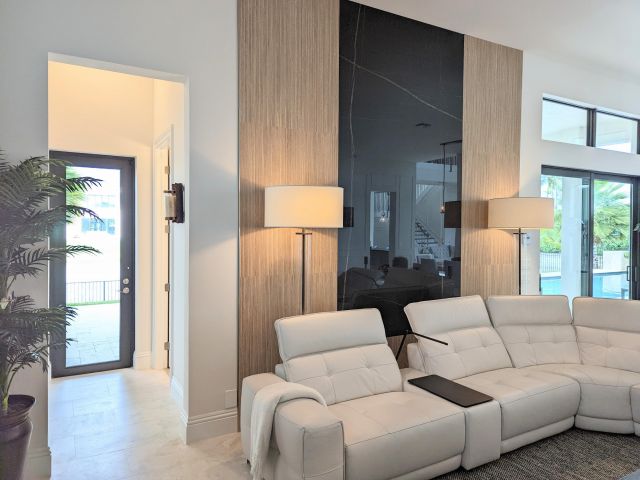 Home for rent at 7095 NW 27th Avenue - photo 6691445