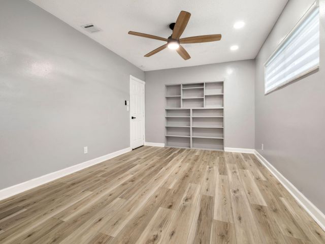 Home for rent at 1571 SW 13th Drive - photo 6688438