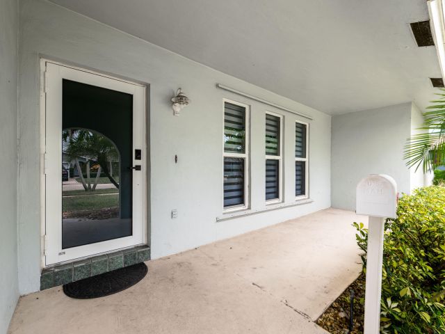 Home for rent at 1571 SW 13th Drive - photo 6688454